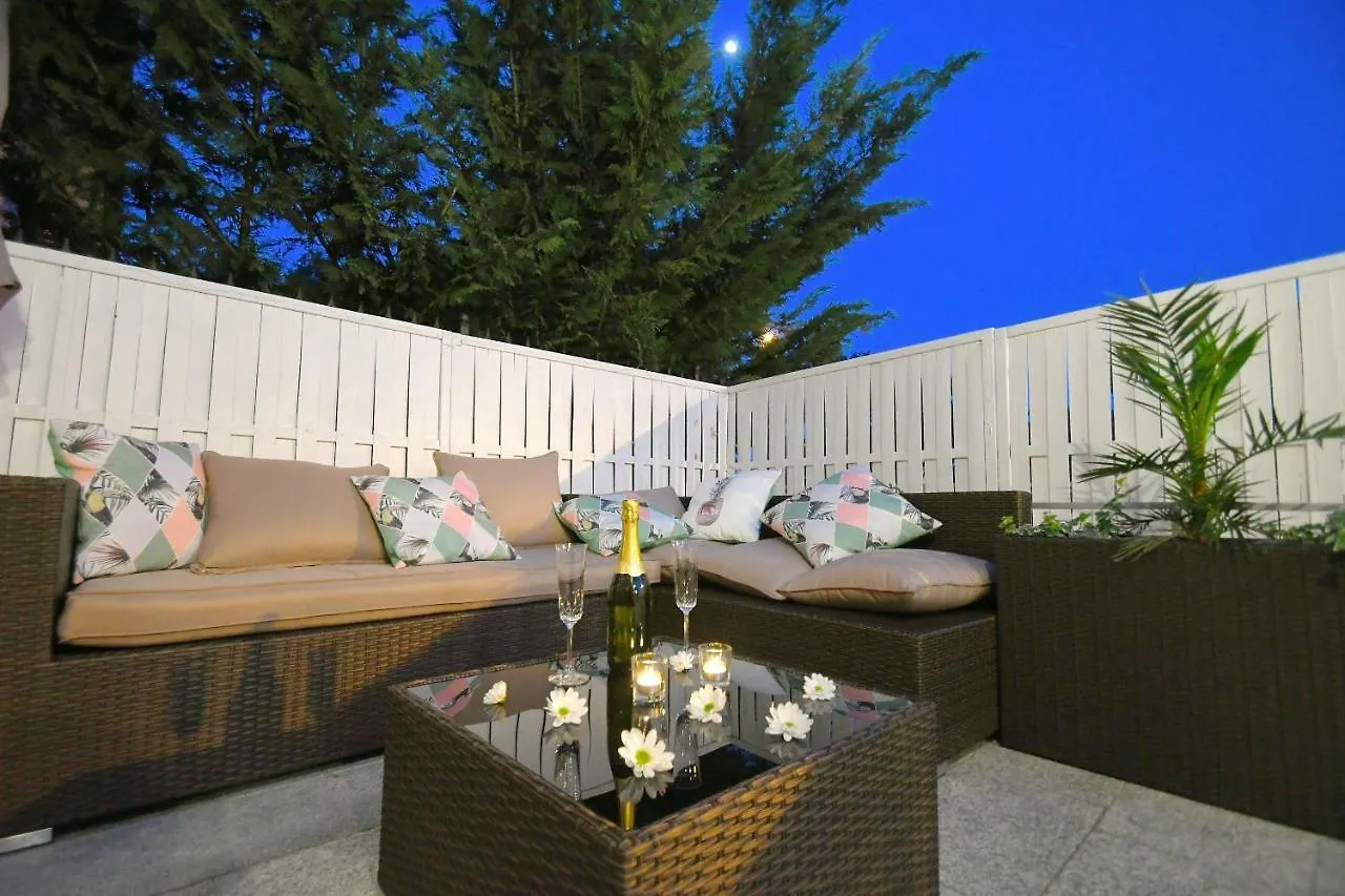 Apartment Libra With Sea View Opatija