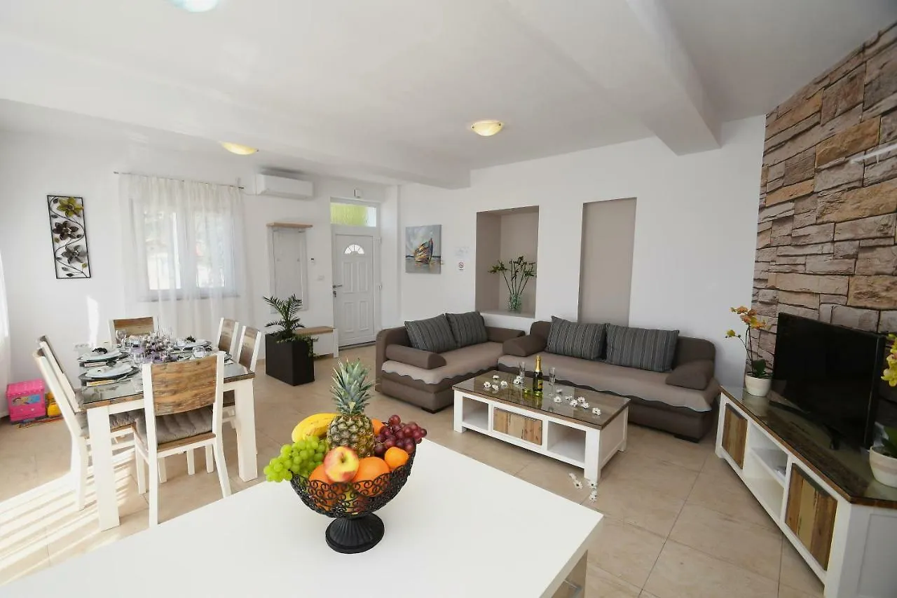 Apartment Libra With Sea View Opatija